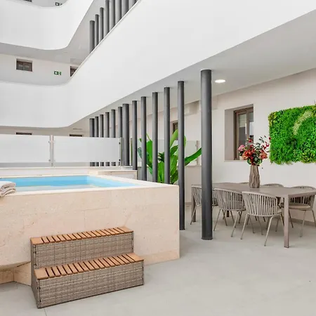 Apartmán Luxury Private Pool - Centro *